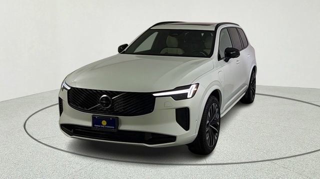 New 2026 Volvo XC90 T8 Ultra w/ Lounge Package AWD/4WD image 2