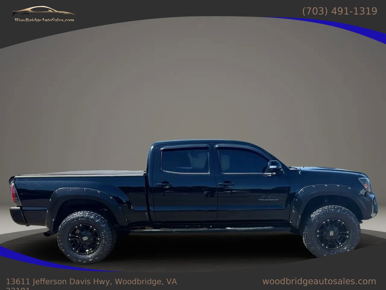 Used 2015 Toyota Tacoma 4x4 Double Cab w/ TRD Sport Package image 2