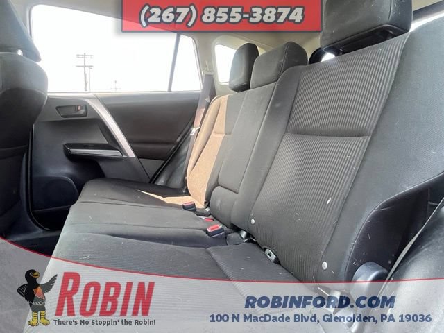 Used 2018 Toyota RAV4 LE w/ All Weather Liner Package AWD/4WD image 8