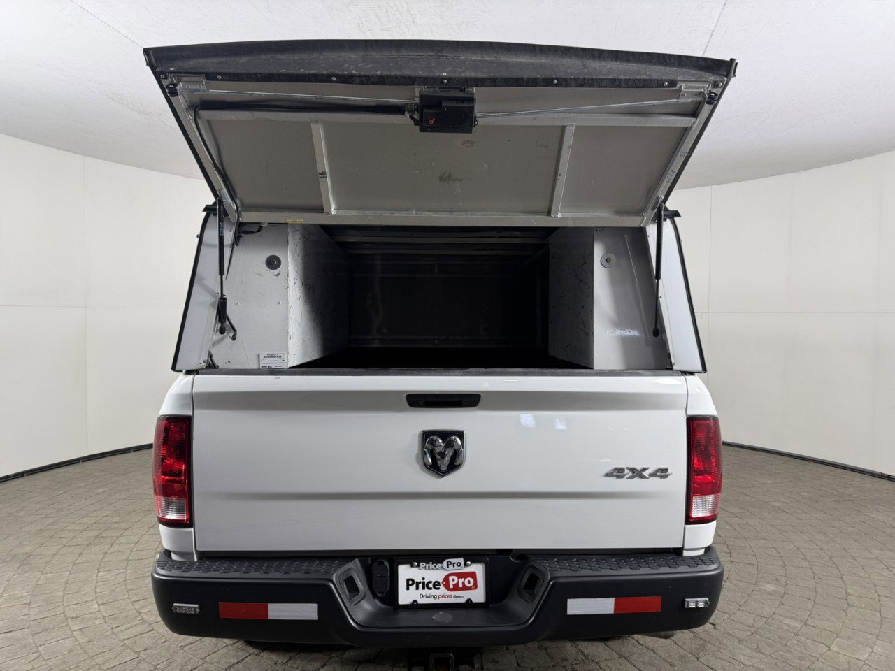 Used 2023 RAM 1500 Tradesman w/ Trailer Tow Group image 9