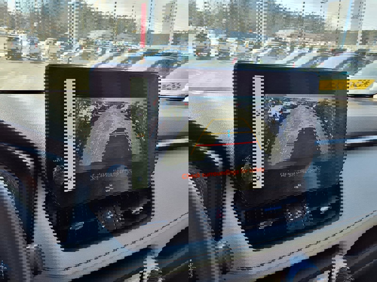 Used 2024 Toyota RAV4 Limited image 10