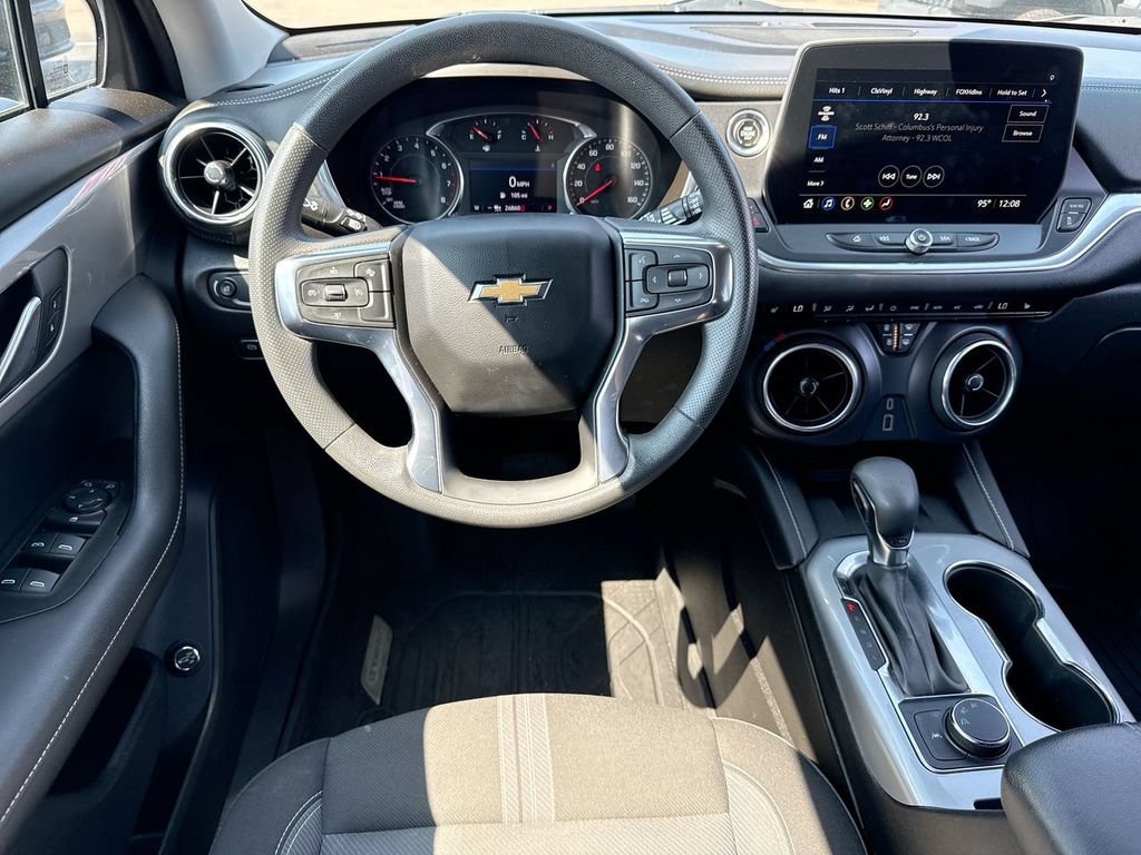 Used 2024 Chevrolet Blazer LT w/ Convenience Package FWD image 14