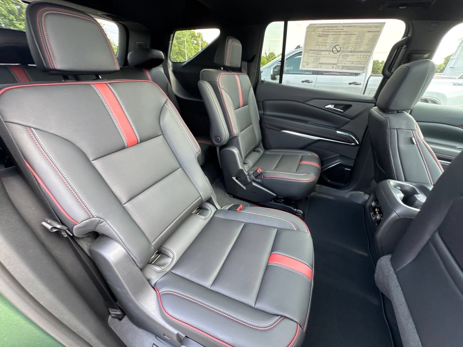 New 2027 Chevrolet Traverse RS AWD/4WD image 31
