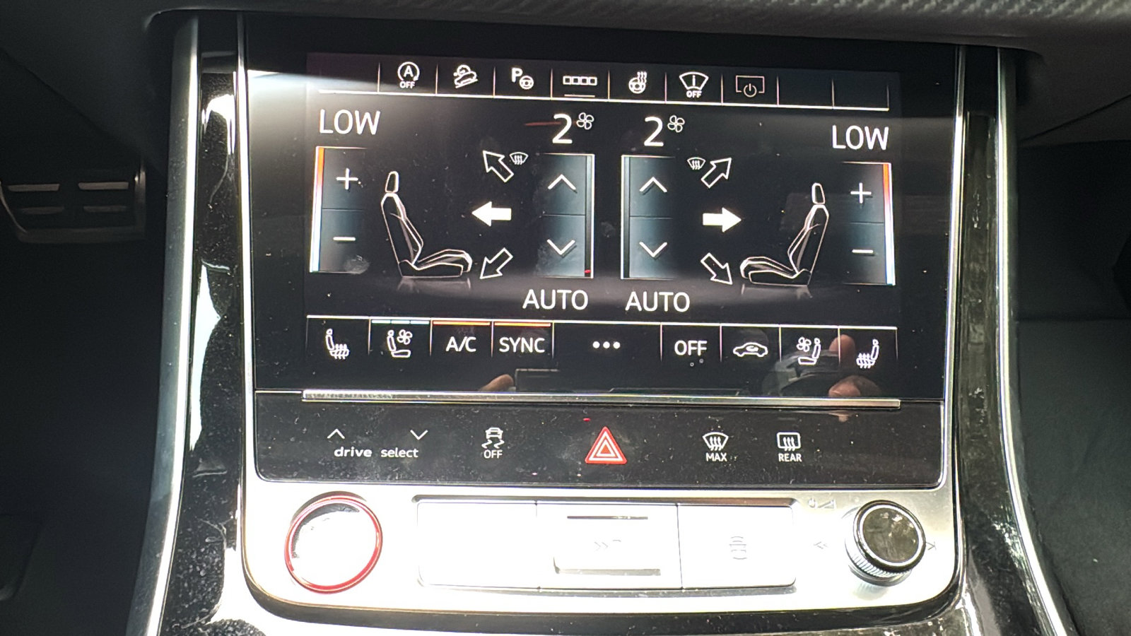New 2026 Audi RS Q8 performance AWD/4WD image 25