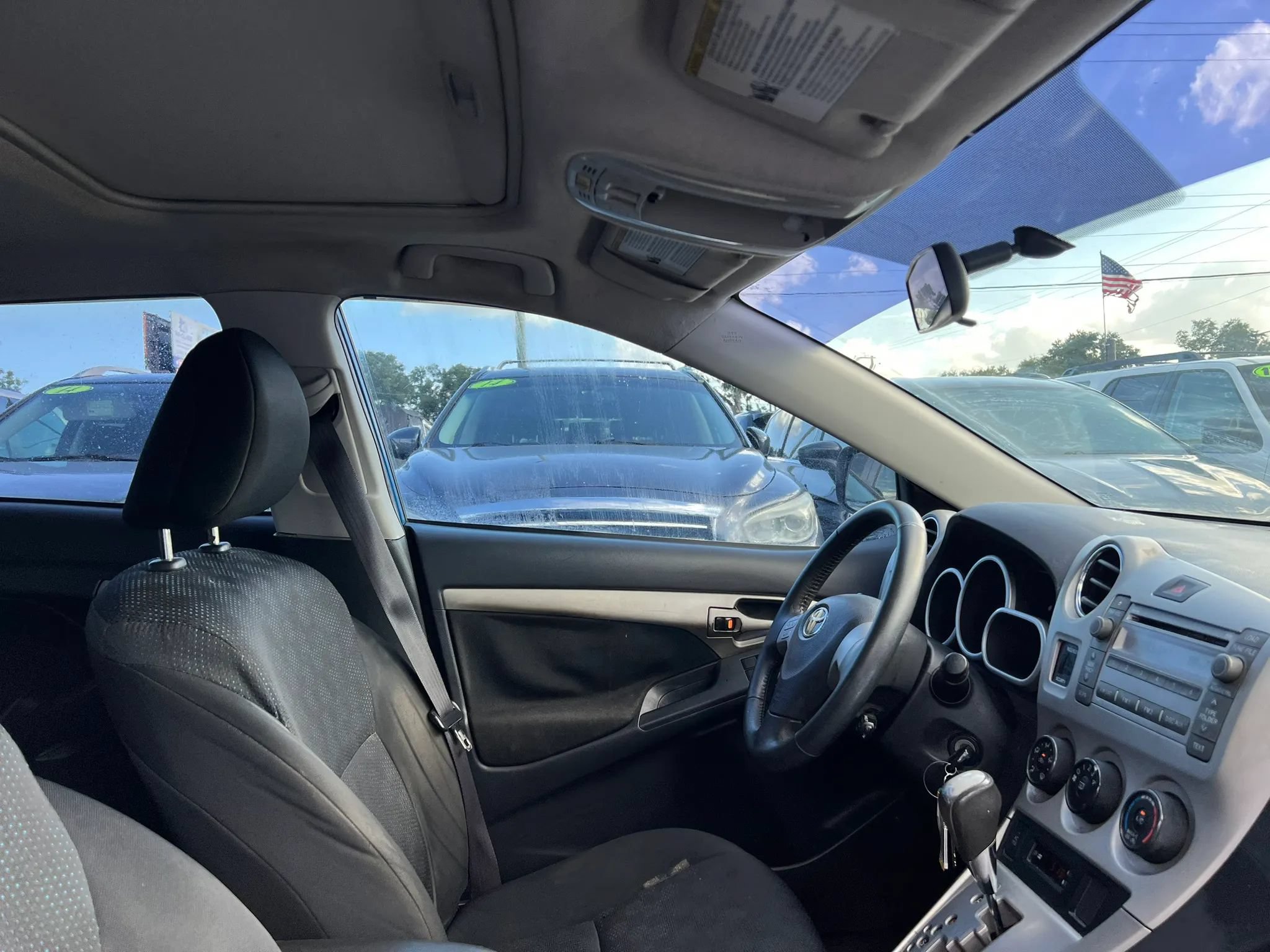 Used 2009 Toyota Matrix S w/ All Weather Guard Pkg FWD image 16
