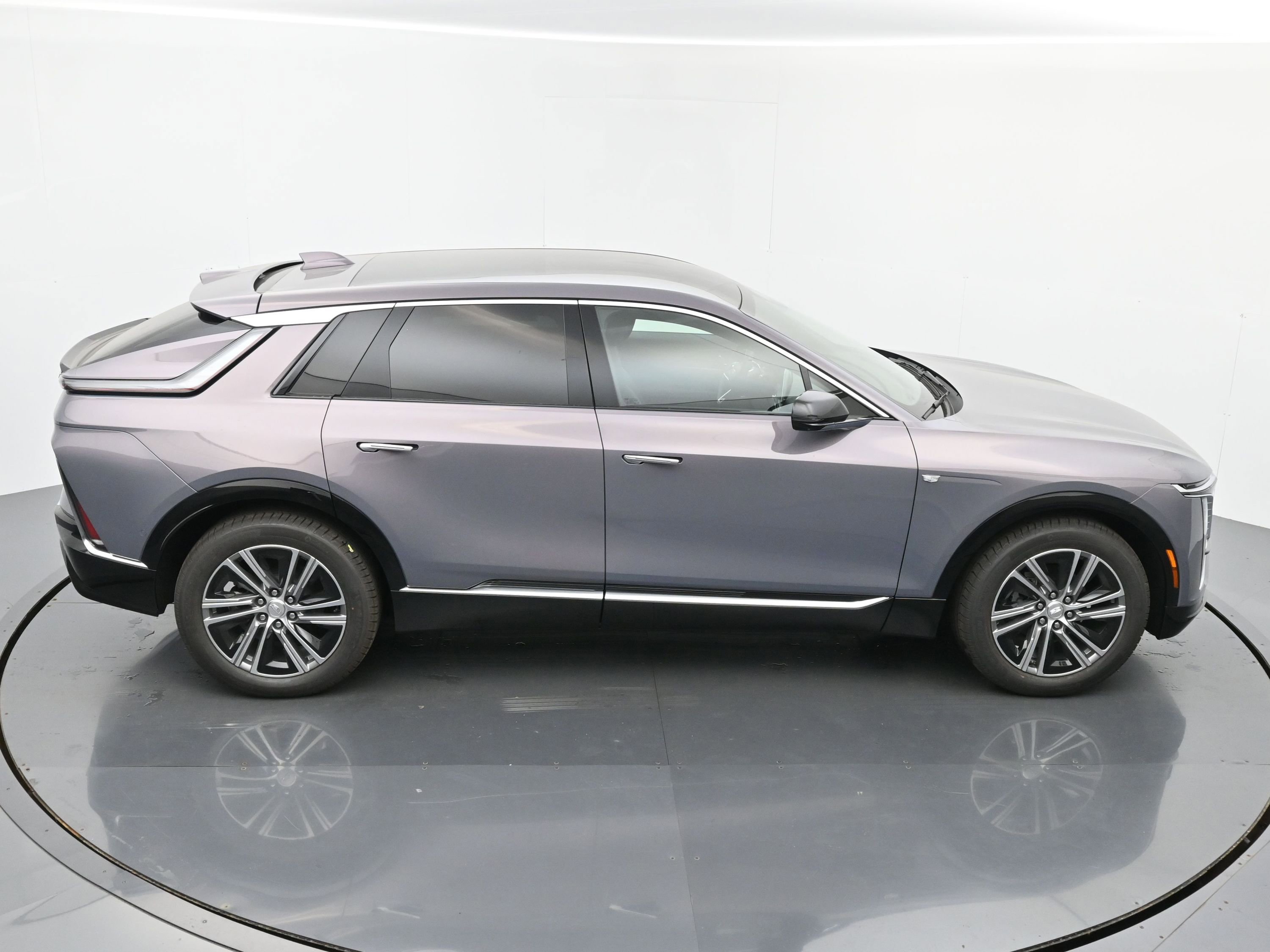 New 2026 Cadillac Lyriq Luxury image 28