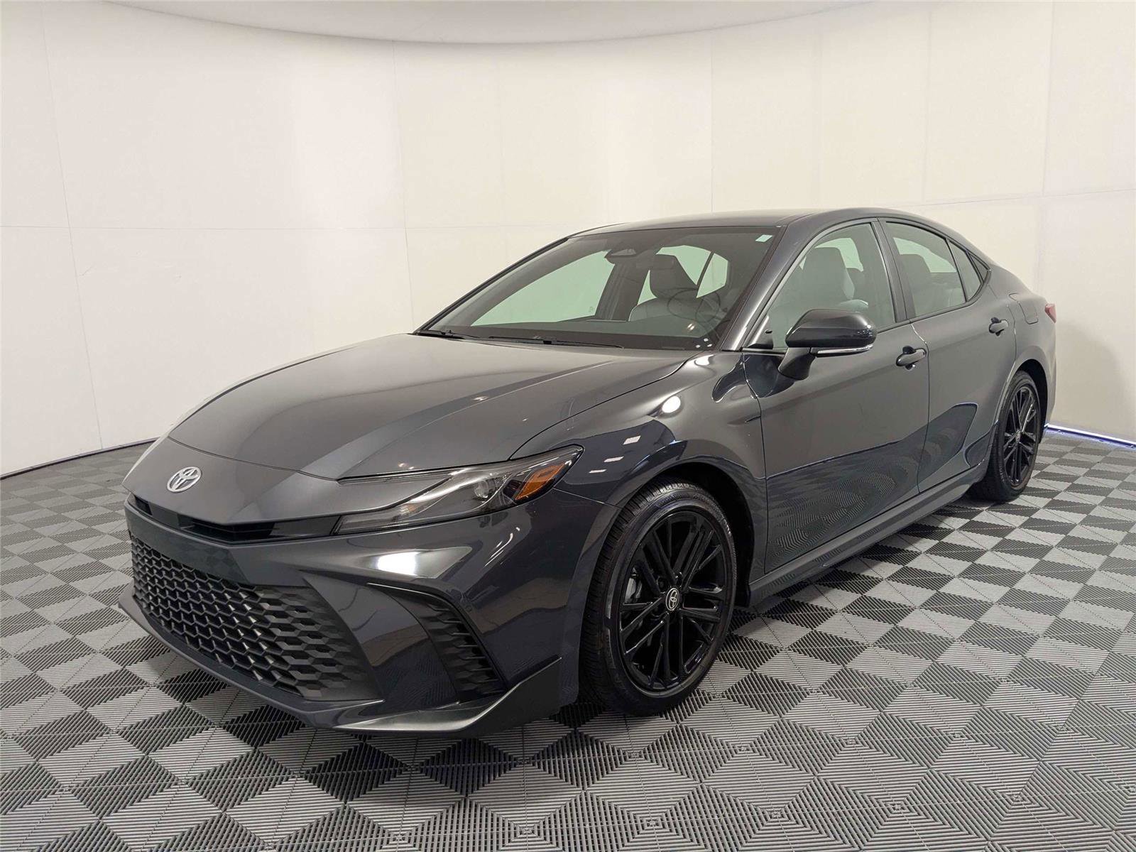 Certified 2025 Toyota Camry SE FWD image 2