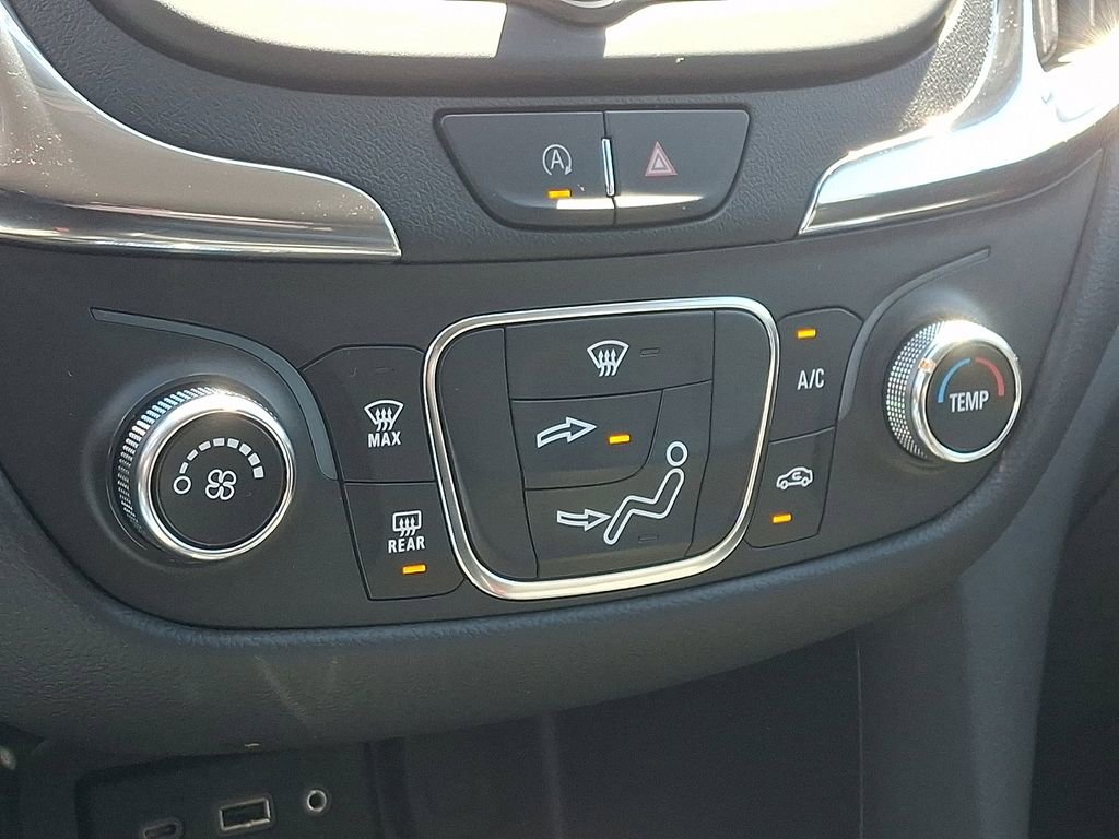 Used 2022 Chevrolet Equinox LT AWD/4WD image 17