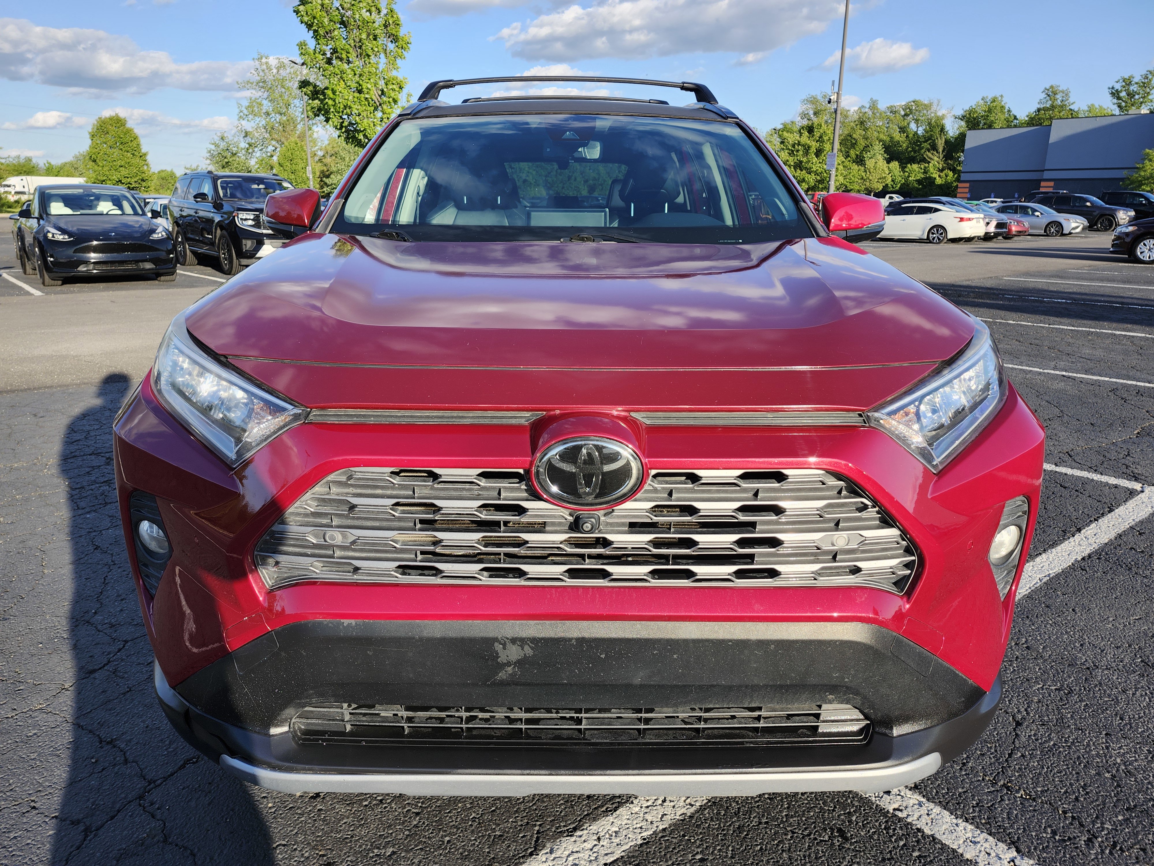 Used 2019 Toyota RAV4 Limited w/ Advanced Technology Package FWD image 13