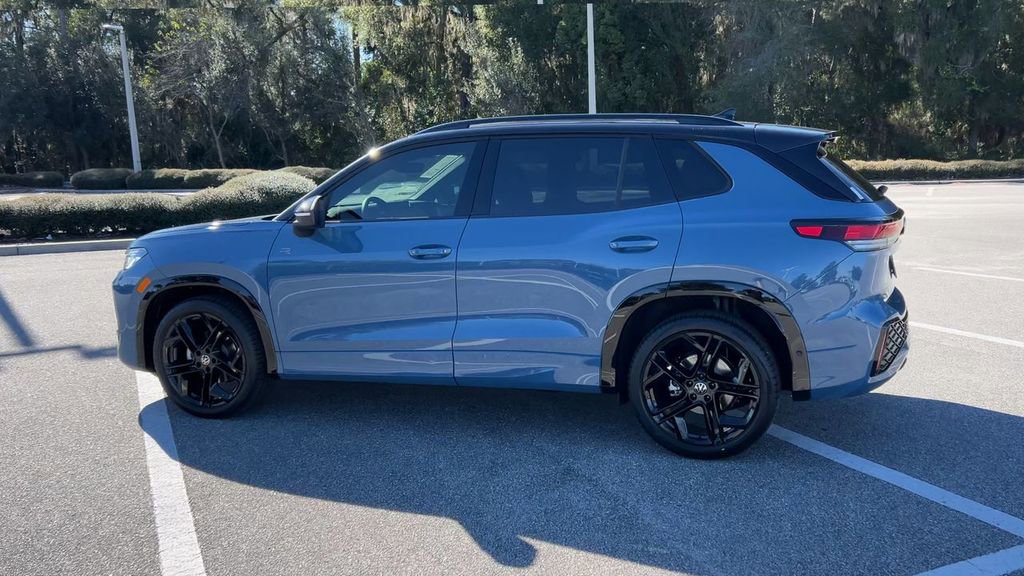 New 2026 Volkswagen Tiguan SE R-Line image 6