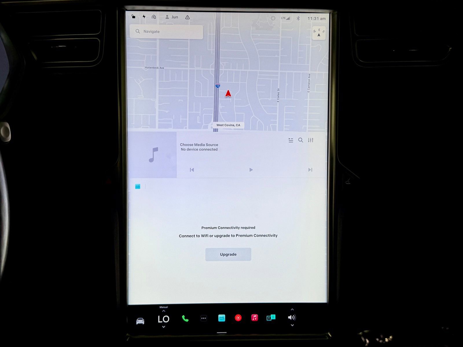 Used 2017 Tesla Model X 100D image 29