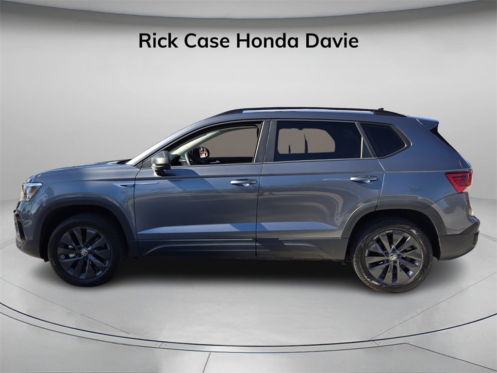 Used 2023 Volkswagen Taos S image 4