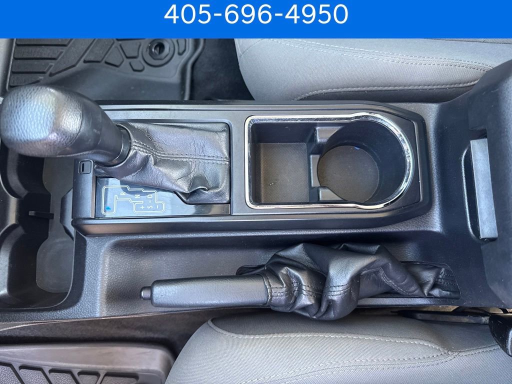 Used 2017 Toyota Tacoma SR image 26