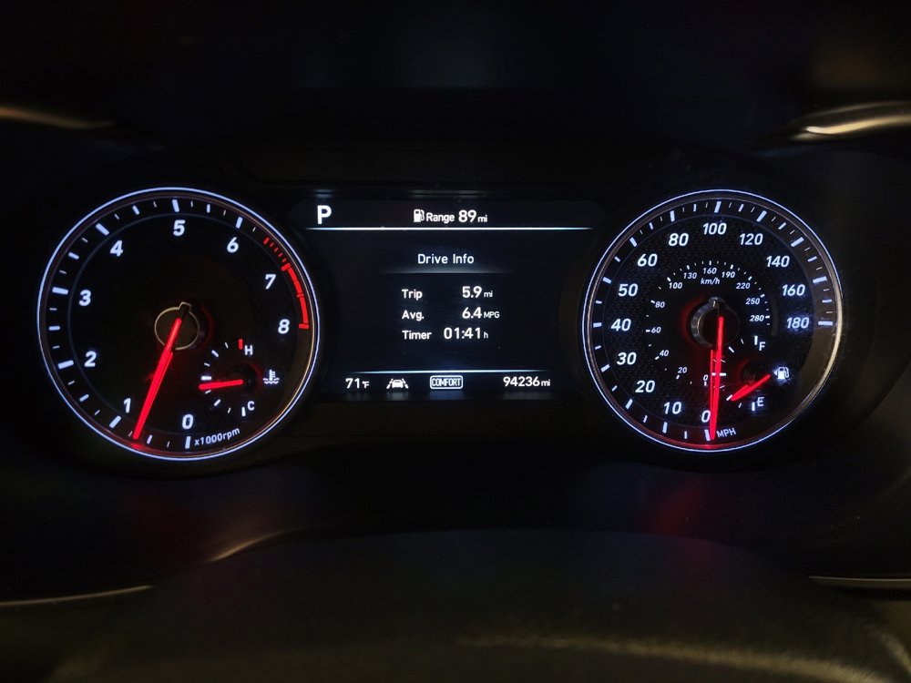 Used 2020 Genesis G70 3.3T image 23