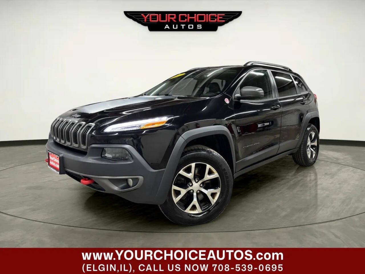 Used 2017 Jeep Cherokee Trailhawk AWD/4WD image 1