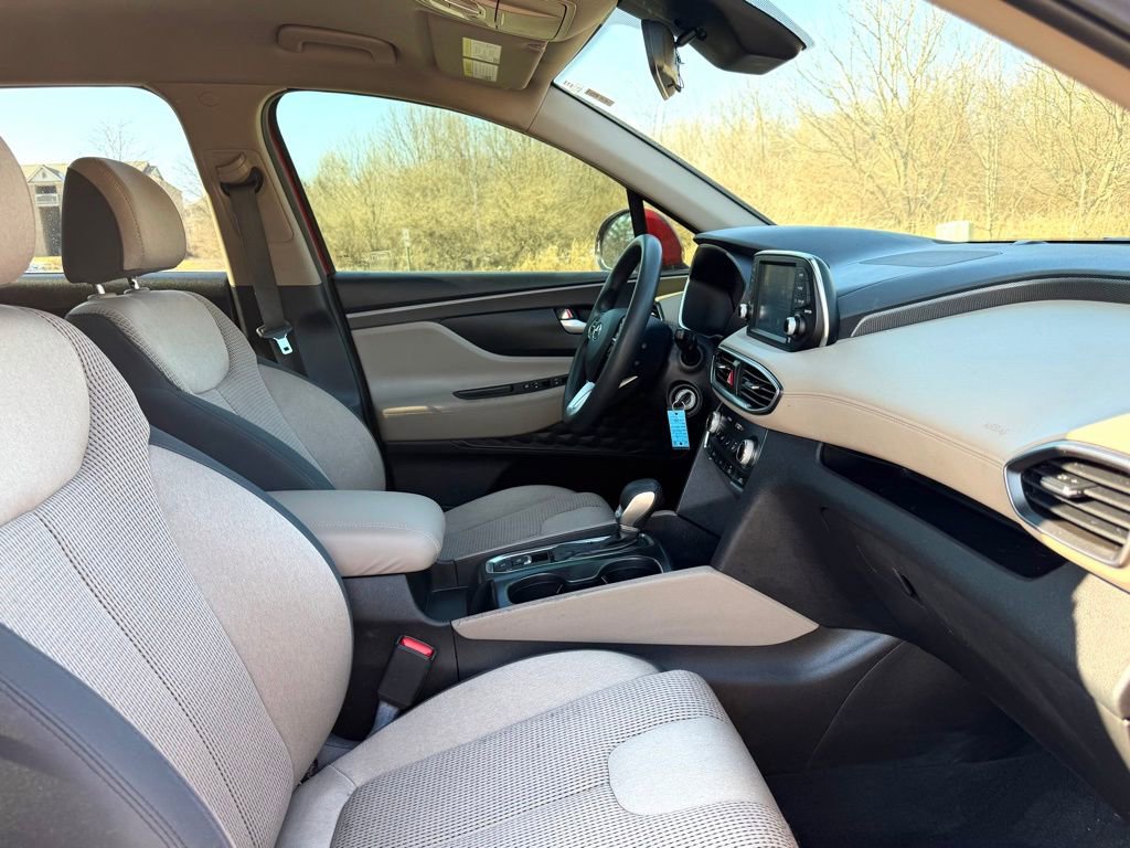 Used 2019 Hyundai Santa Fe SE AWD/4WD image 24