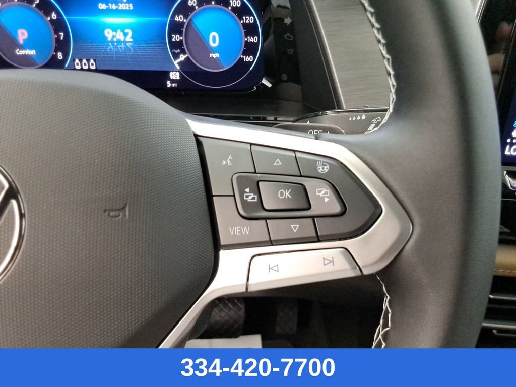 Used 2025 Volkswagen Atlas Cross Sport SE image 24