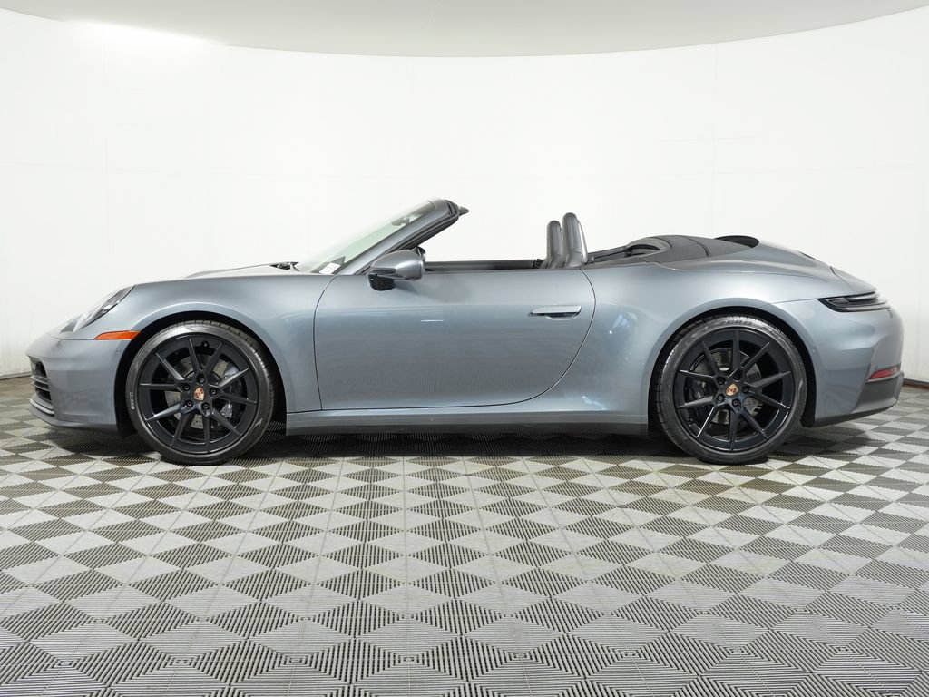 Certified 2025 Porsche 911 Carrera RWD image 2
