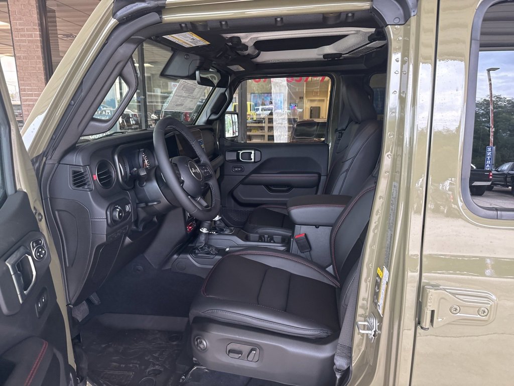 New 2025 Jeep Wrangler Unlimited Rubicon image 8