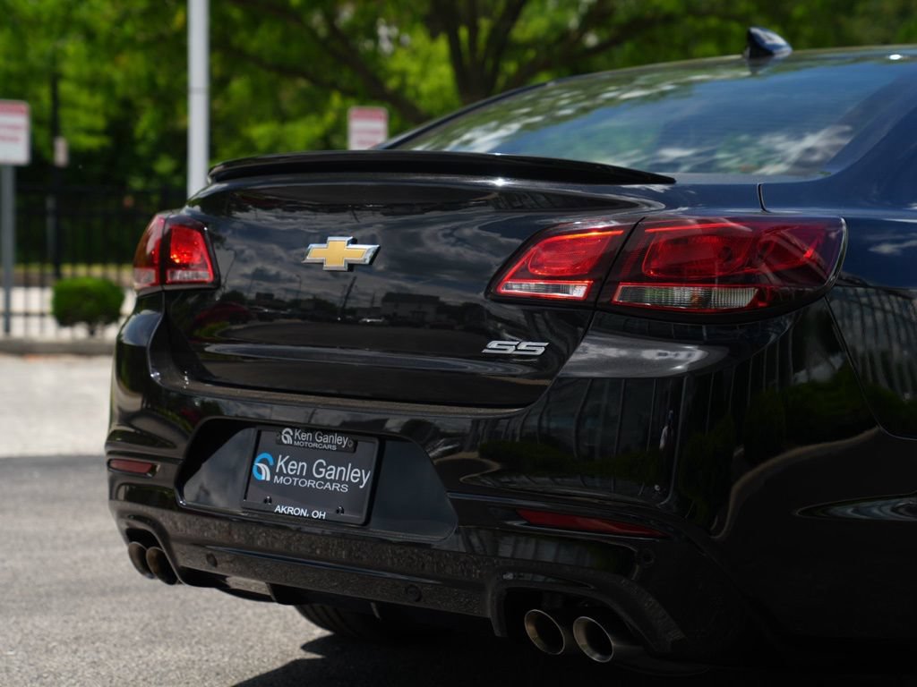 Used 2017 Chevrolet SS RWD image 14