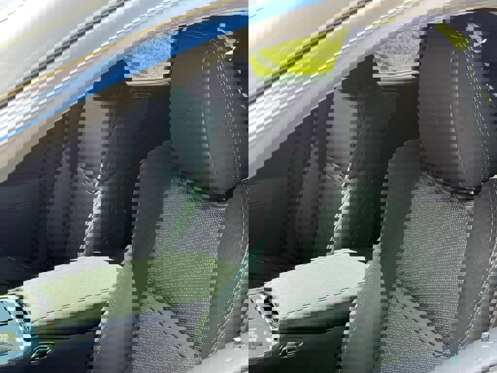 Certified 2025 Lexus LS 500 F Sport w/ Dynamic Handling Package image 21