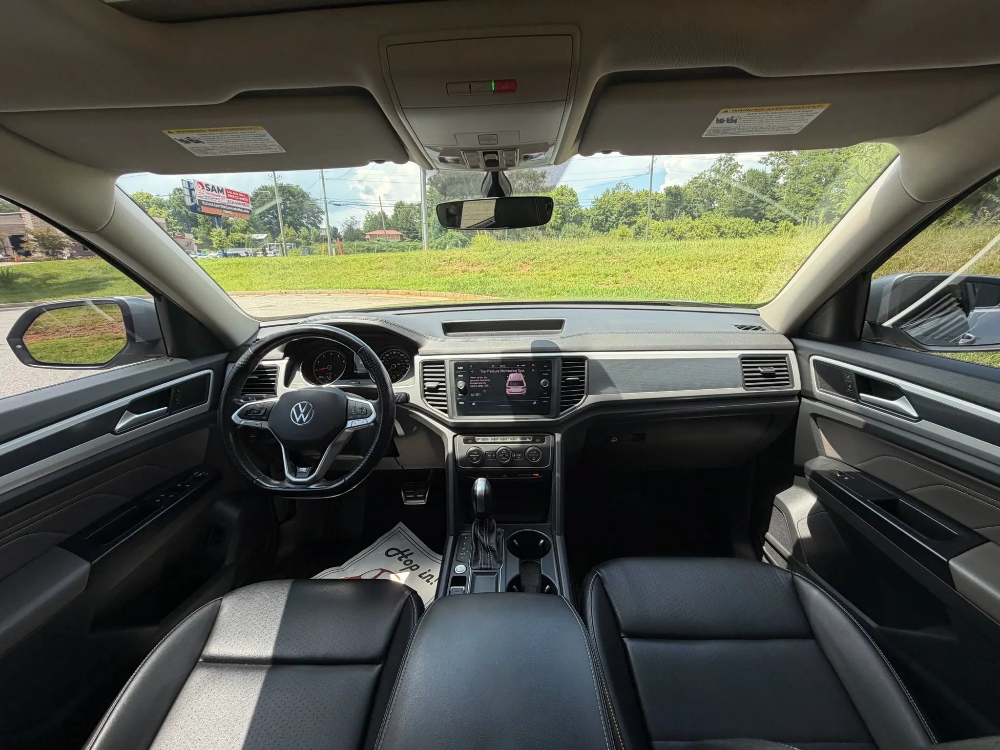 Used 2021 Volkswagen Atlas SE w/ Panoramic Sunroof Package FWD image 10