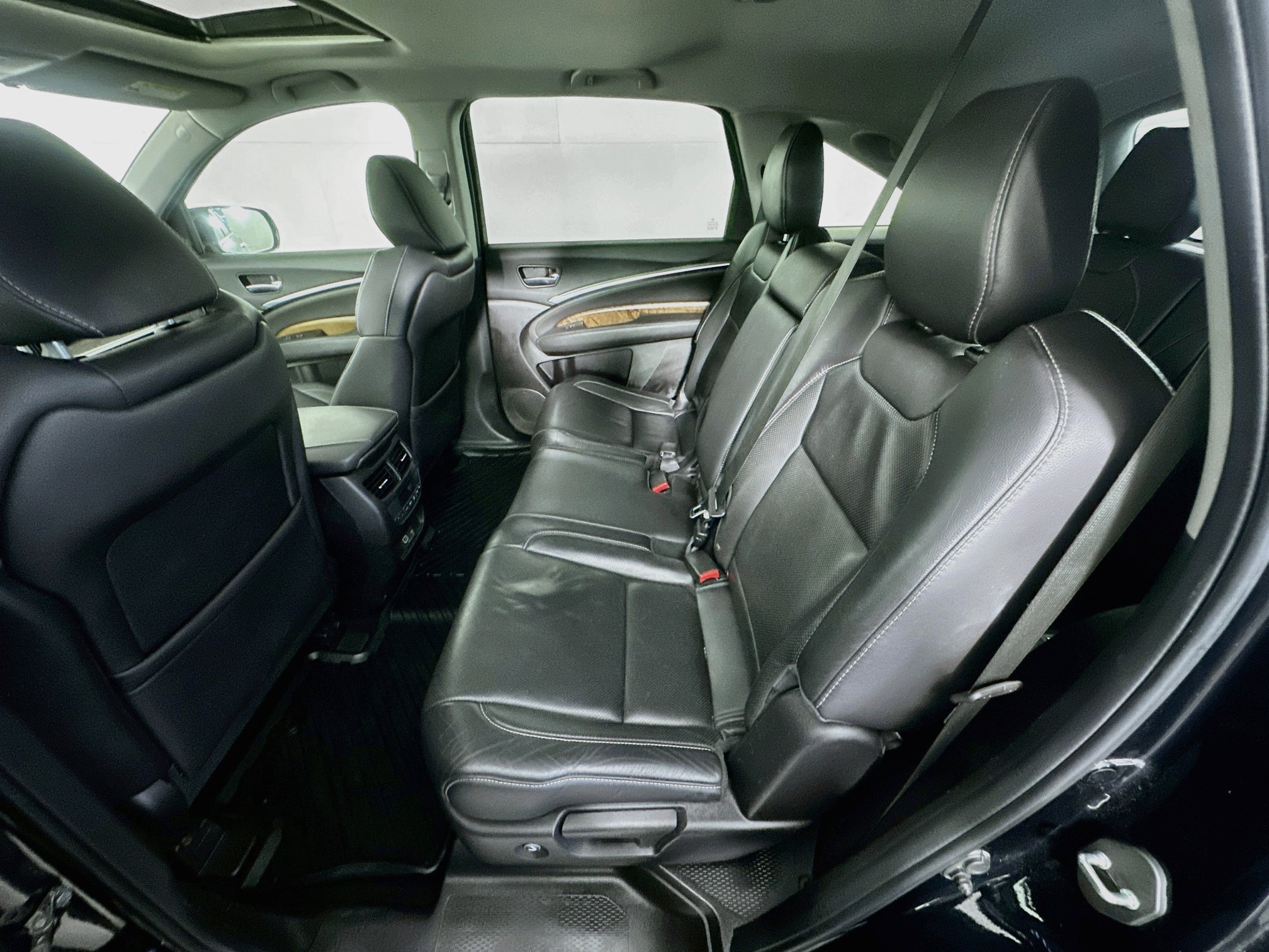 Used 2020 Acura MDX w/ Technology Package FWD image 28