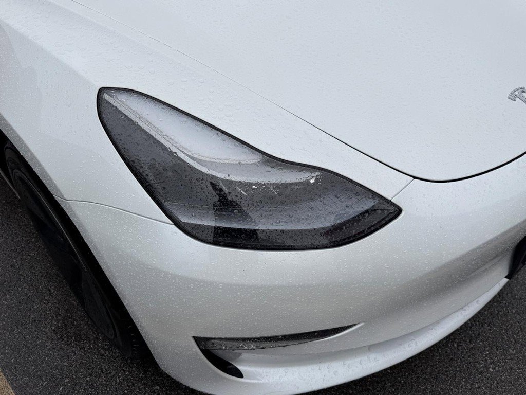 Used 2023 Tesla Model 3 Standard Range RWD image 4