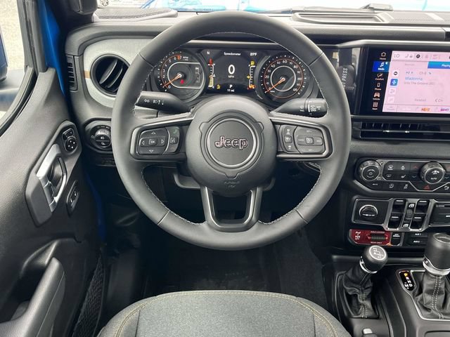New 2026 Jeep Gladiator Sport AWD/4WD image 14