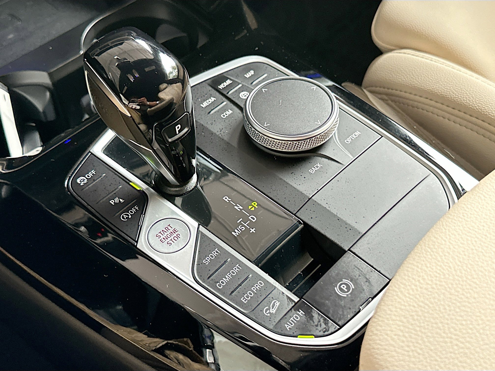 Certified 2024 BMW X3 xDrive30i w/ Convenience Package image 17