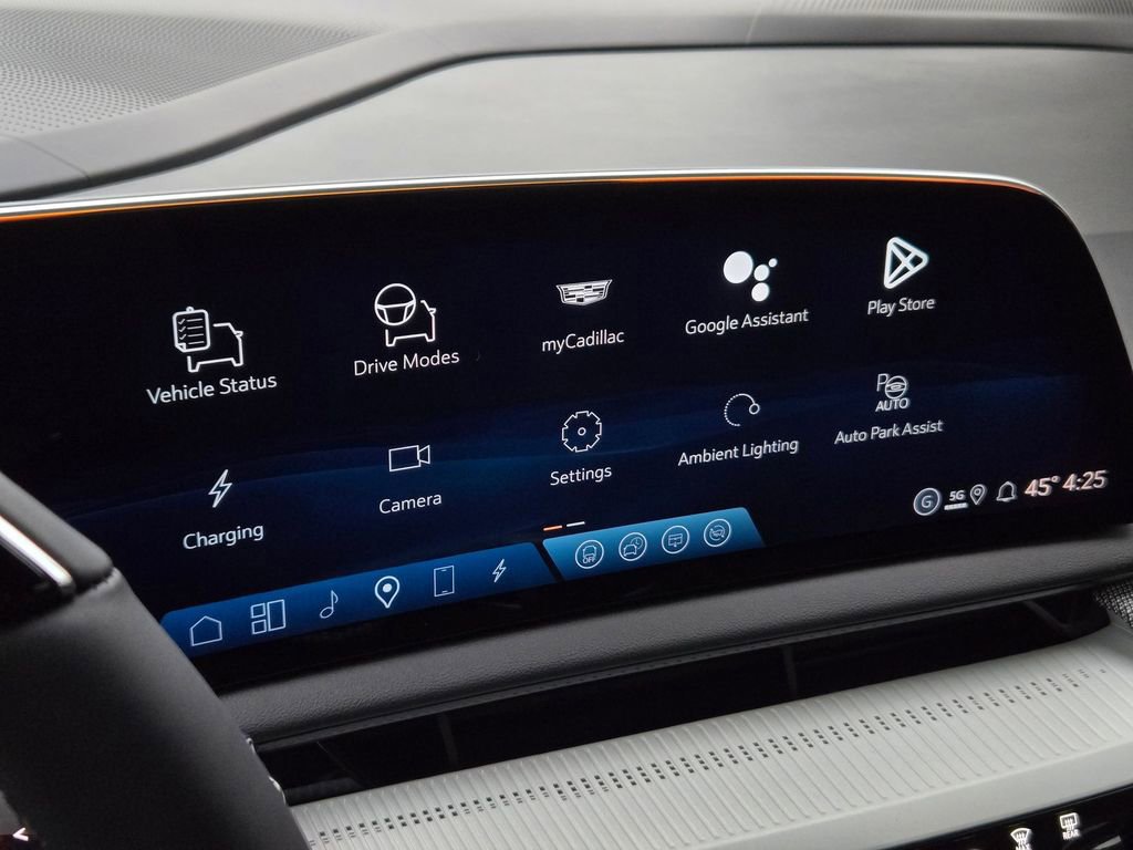 New 2026 Cadillac Optiq Luxury 1 w/ LPO, Floor Liner Package image 18