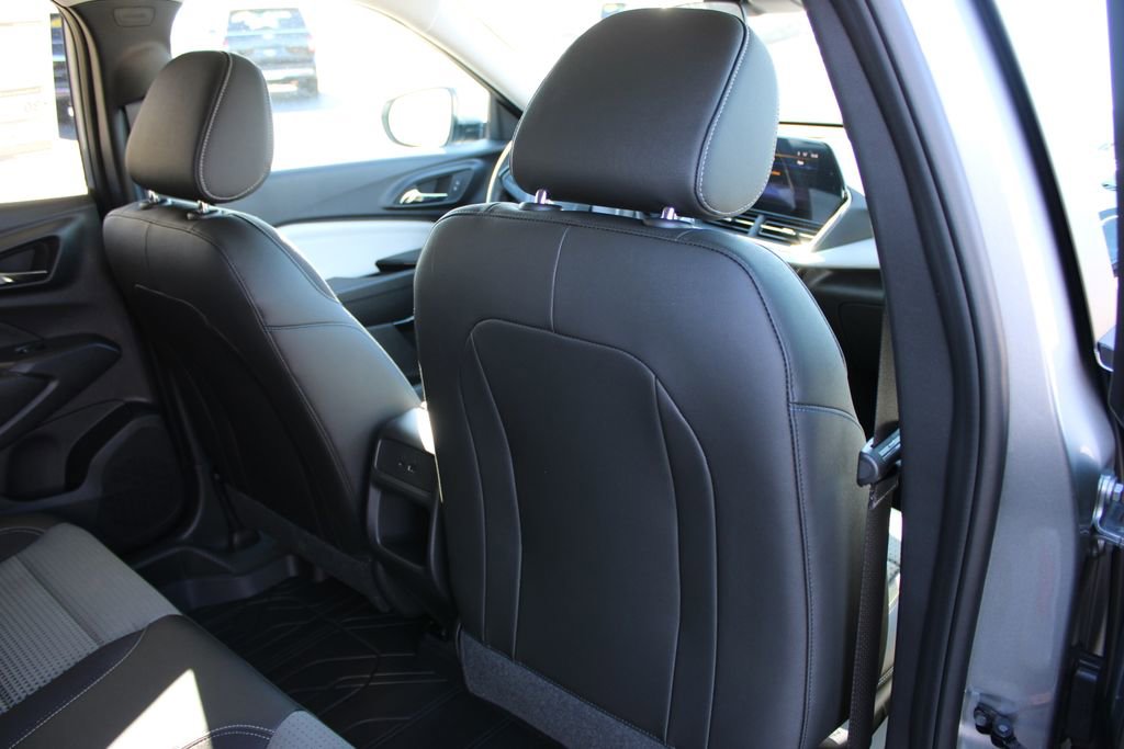 New 2026 Chevrolet Trax LT image 28