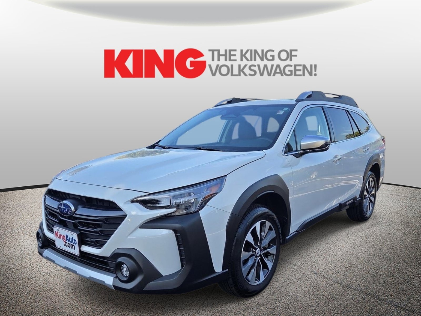 Used 2025 Subaru Outback Touring XT AWD/4WD image 8