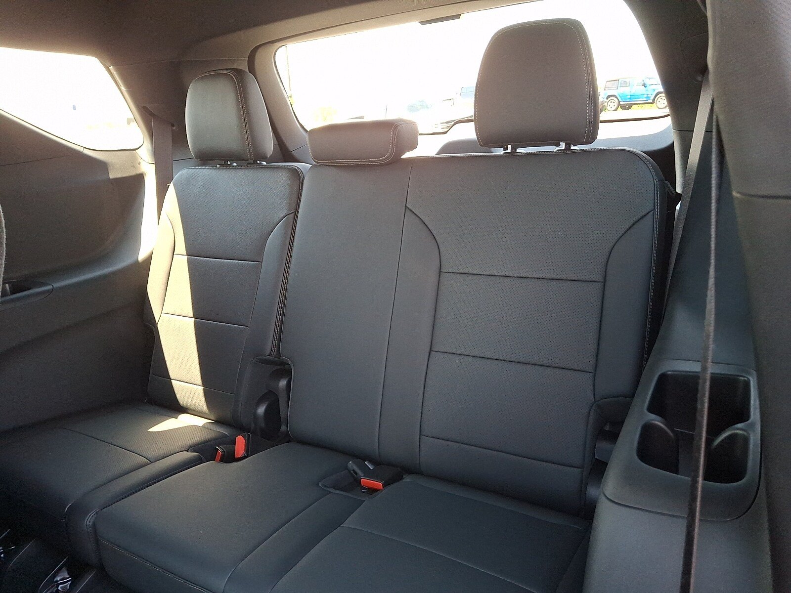 Used 2025 Chevrolet Traverse High Country w/ LPO, Floor Liner Package AWD/4WD image 10