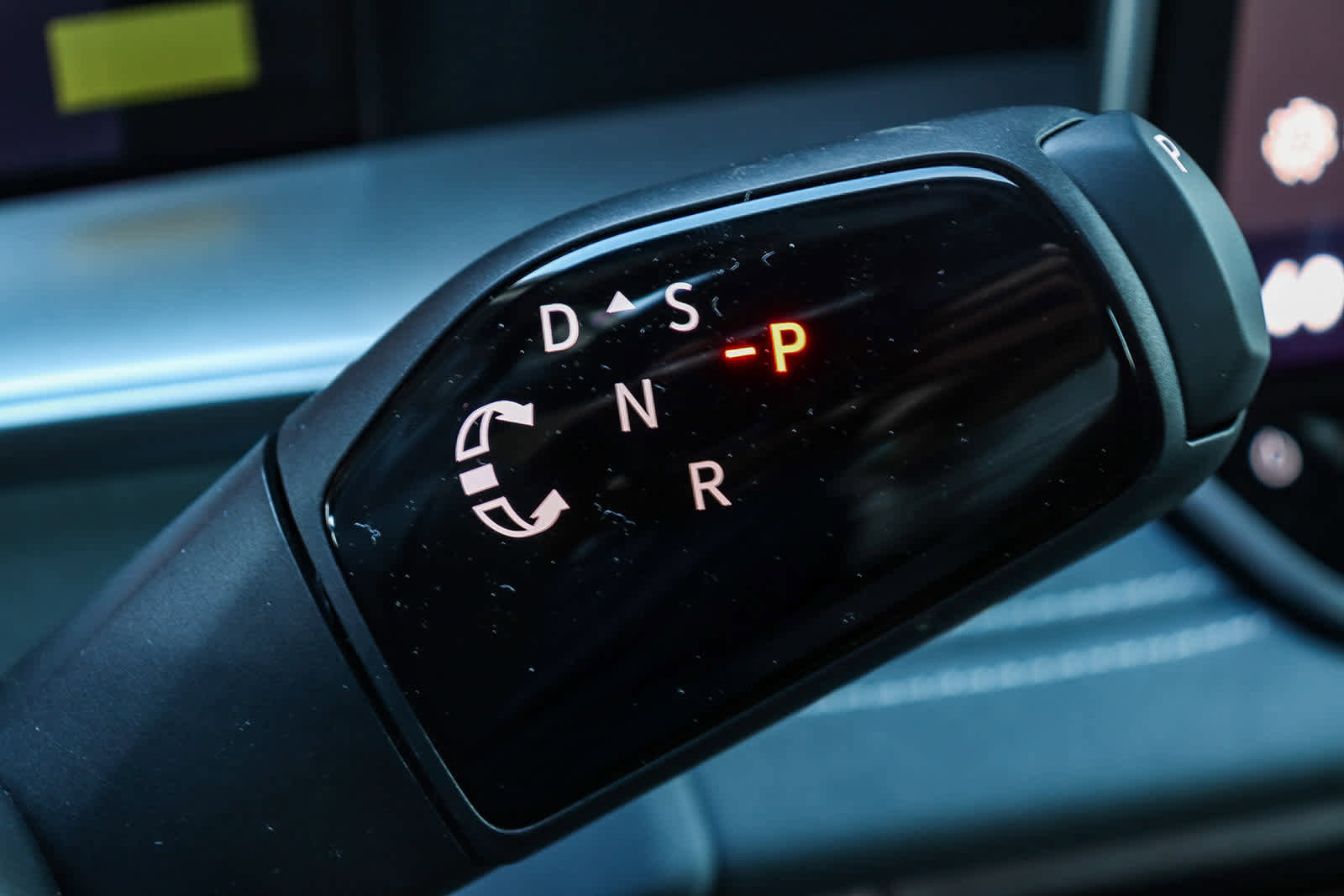 New 2026 Volkswagen Tiguan SE R-Line image 20