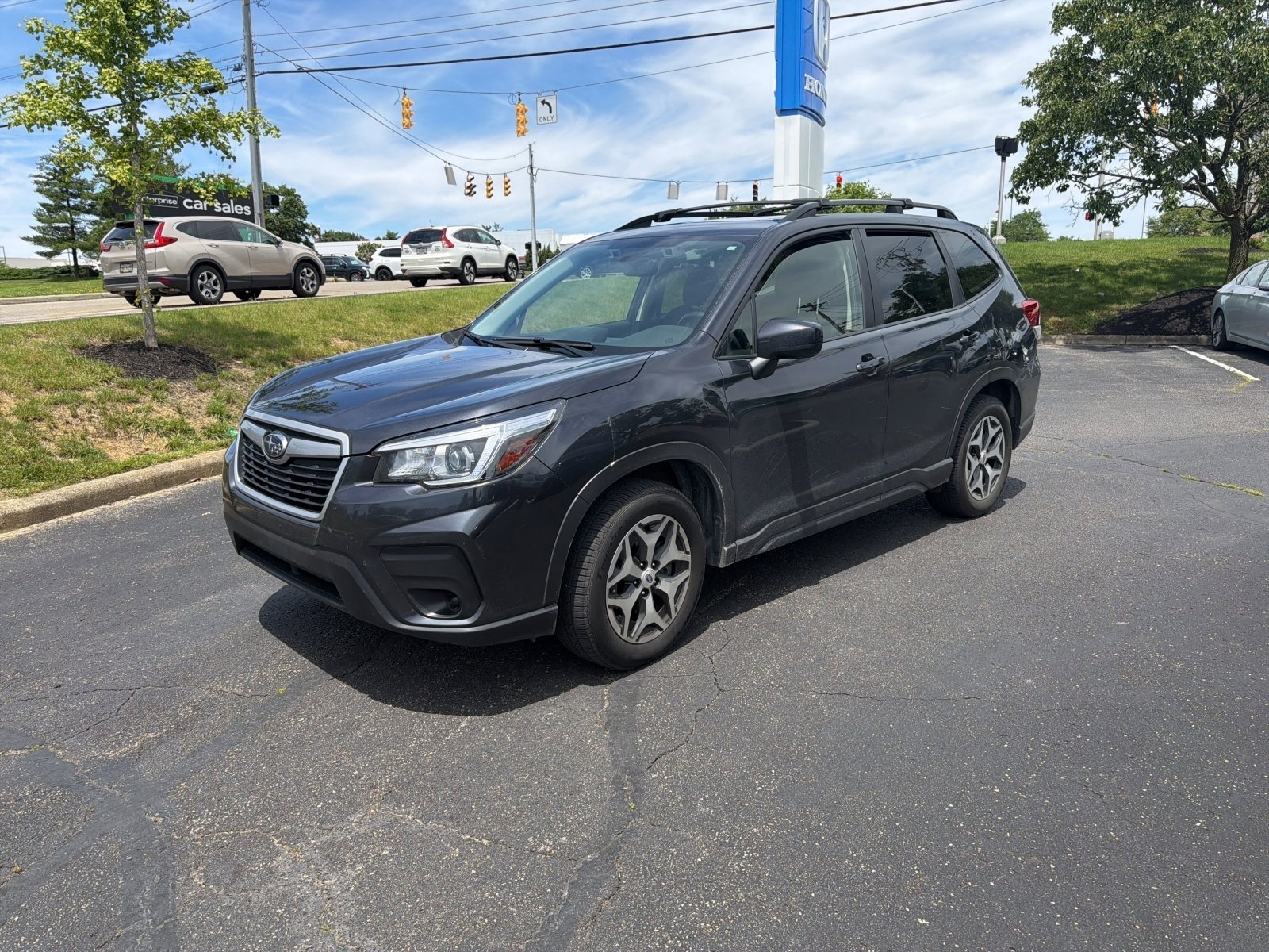Used 2019 Subaru Forester Premium AWD/4WD image 4