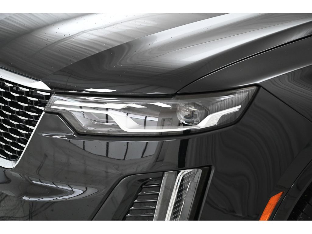 Used 2024 Cadillac XT6 Luxury image 9