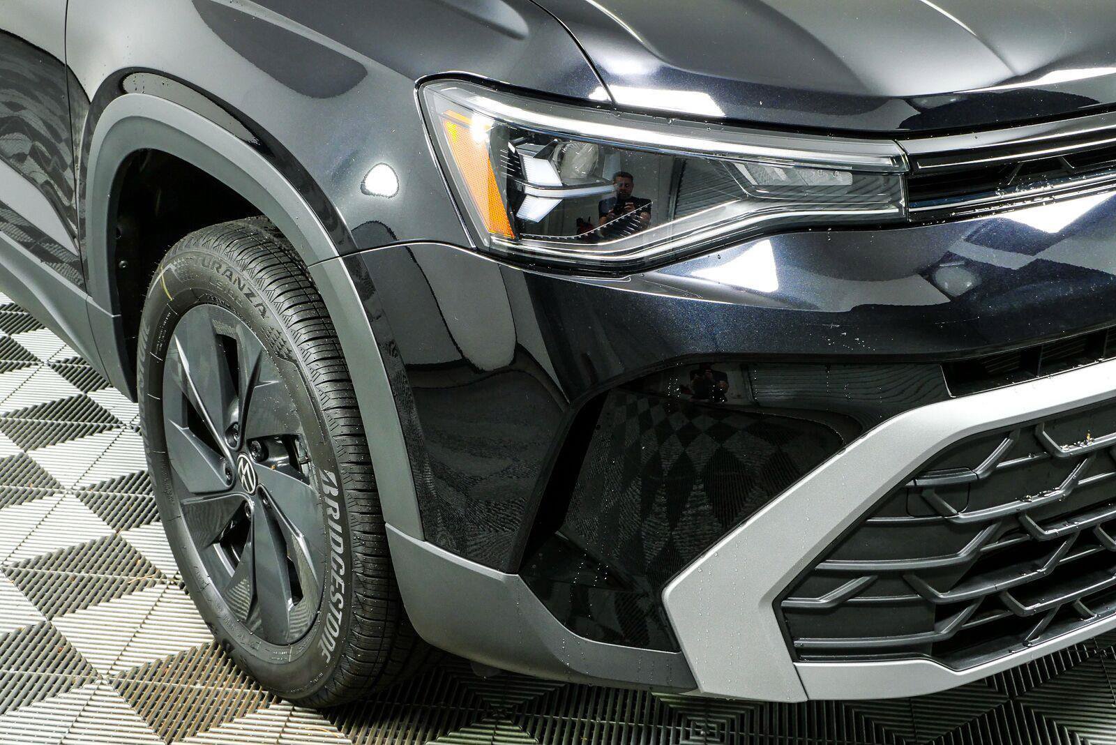 New 2027 Volkswagen Taos S FWD image 16