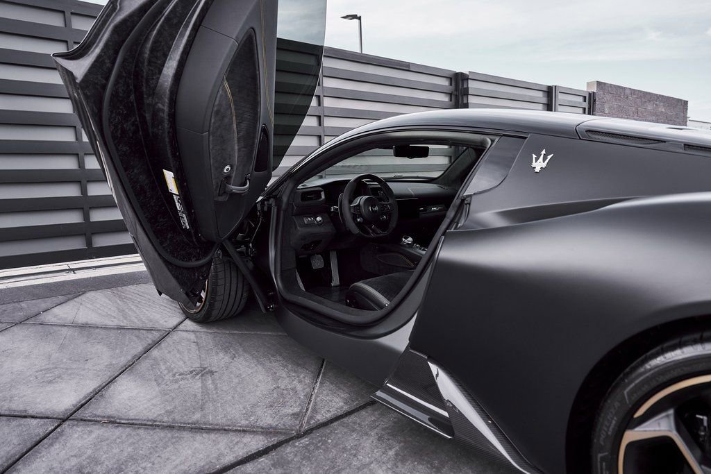 Used 2024 Maserati MC20 Coupe image 40