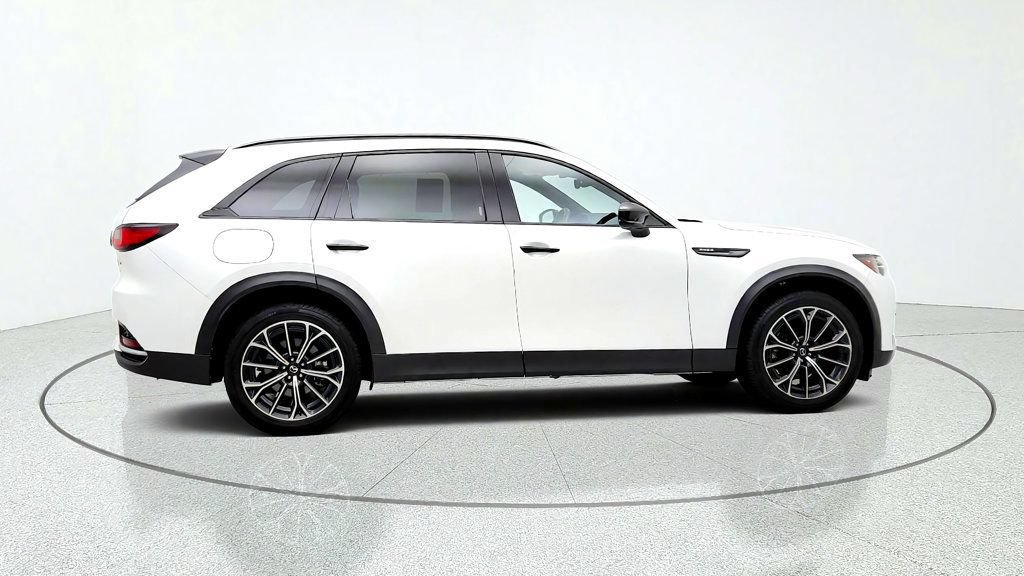 Used 2025 MAZDA CX-70 Plug-In Hybrid w/ Premium Plus AWD/4WD image 4