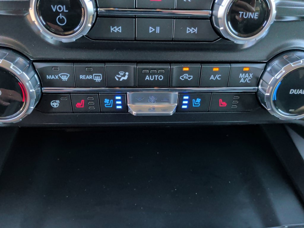 New 2027 Ford F250 Lariat w/ Lariat Ultimate Package AWD/4WD image 30