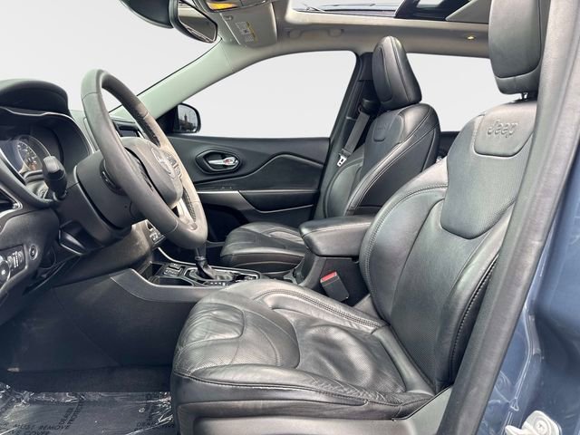 Used 2021 Jeep Cherokee Limited image 17