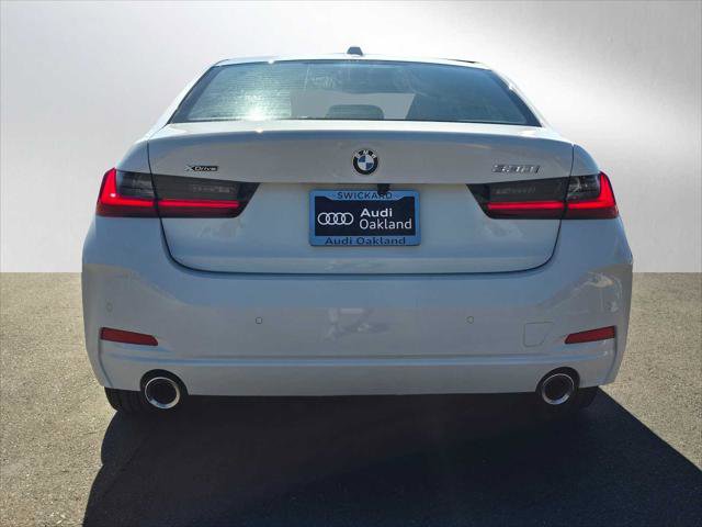 Used 2025 BMW 330i xDrive Sedan image 4