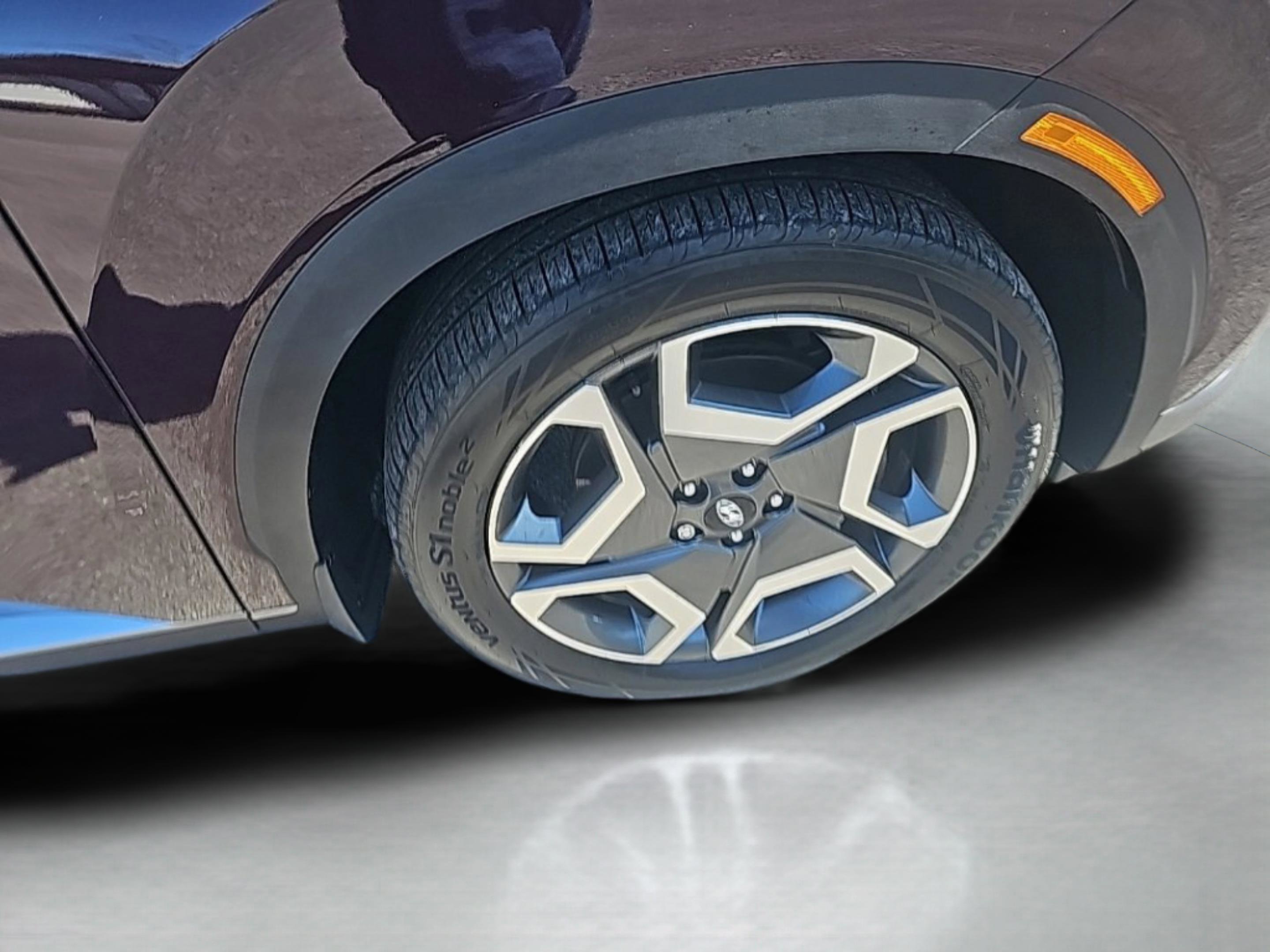 Used 2023 Hyundai Palisade SEL w/ Premium Package image 15