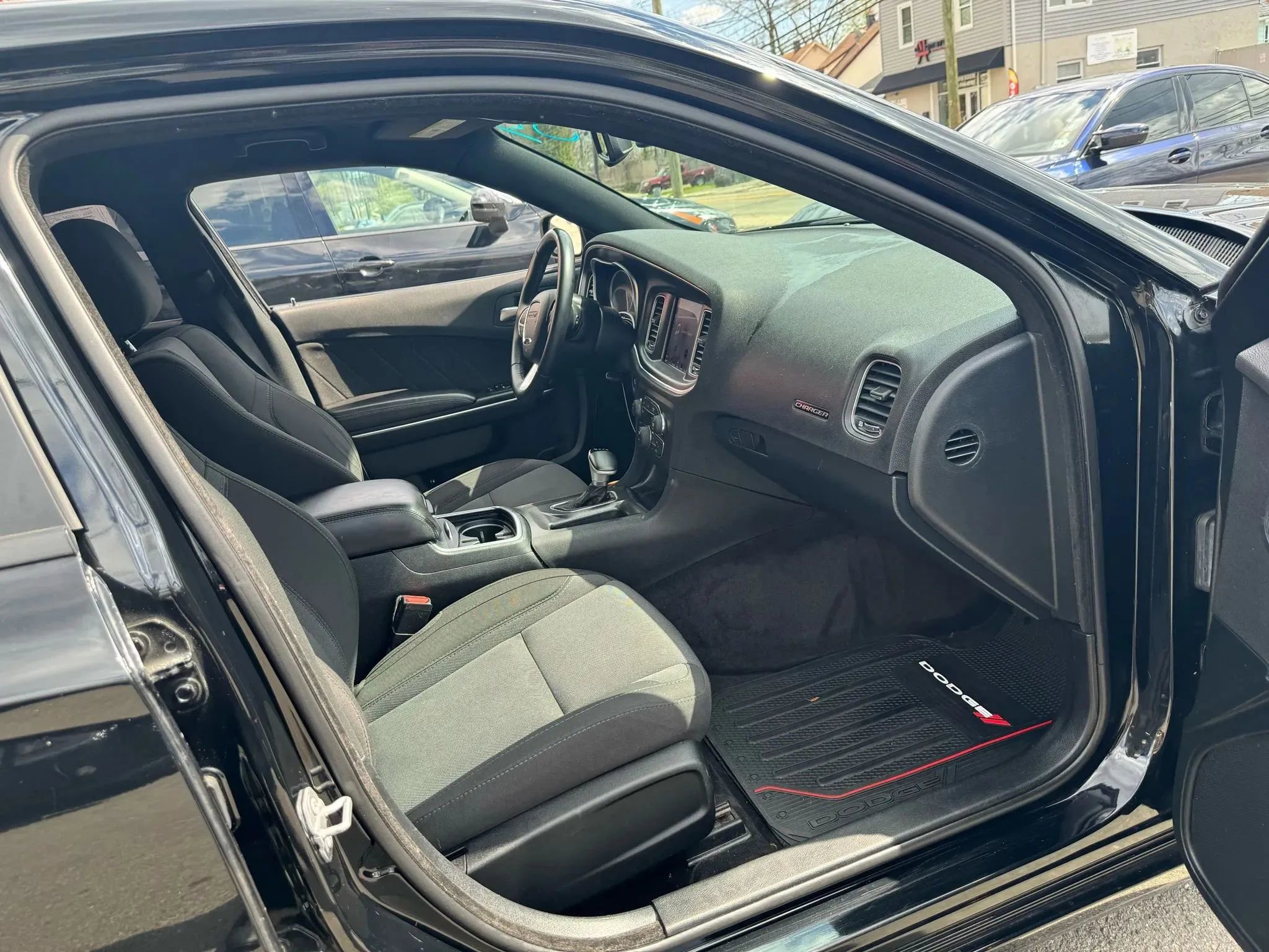 Used 2018 Dodge Charger SXT Plus image 23