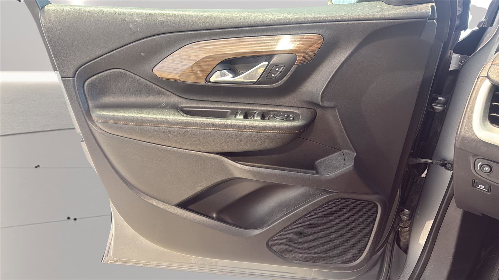 Used 2019 GMC Terrain SLE w/ Driver Convenience Package AWD/4WD image 22