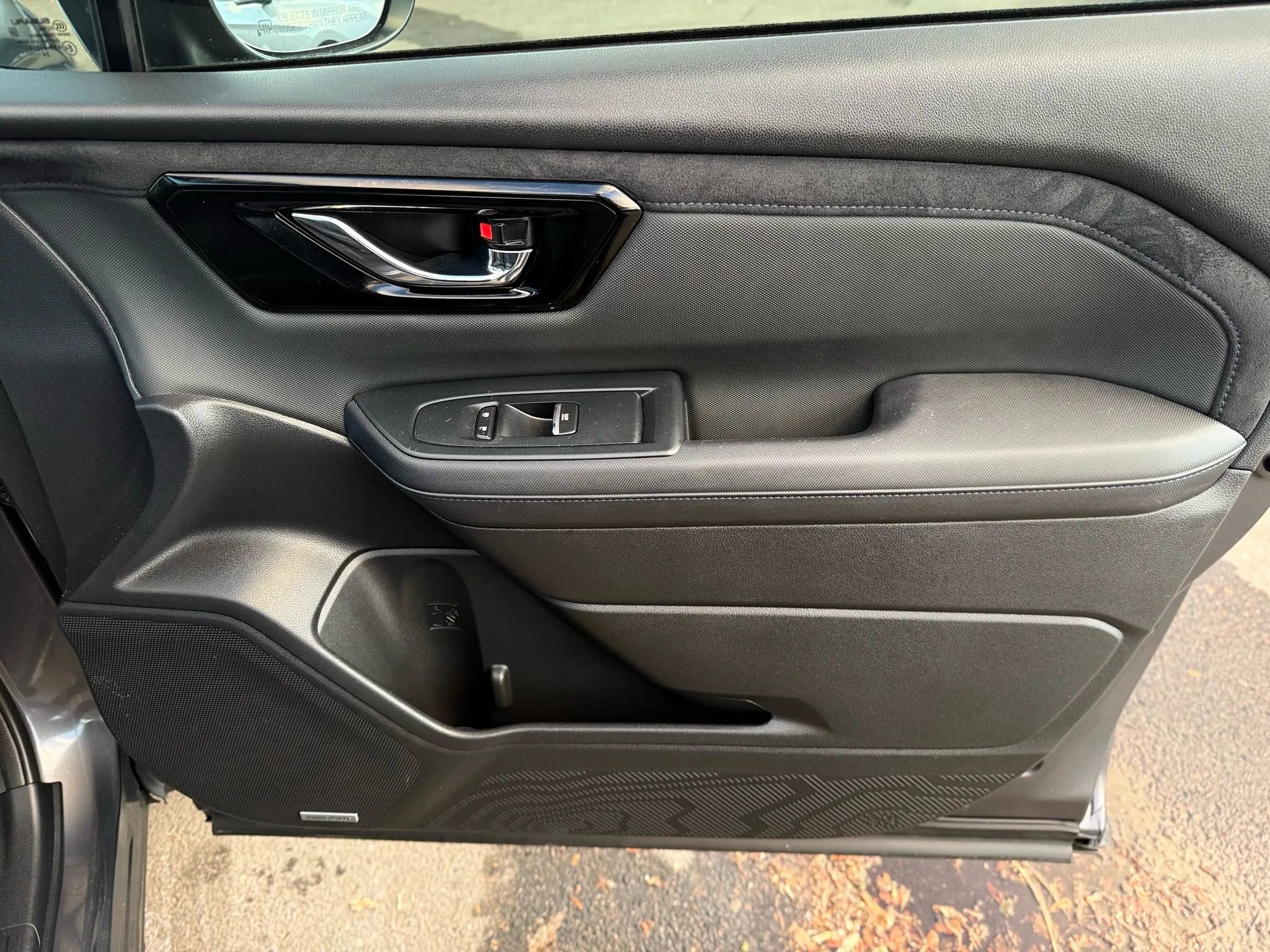 Used 2025 Subaru Forester Limited image 23