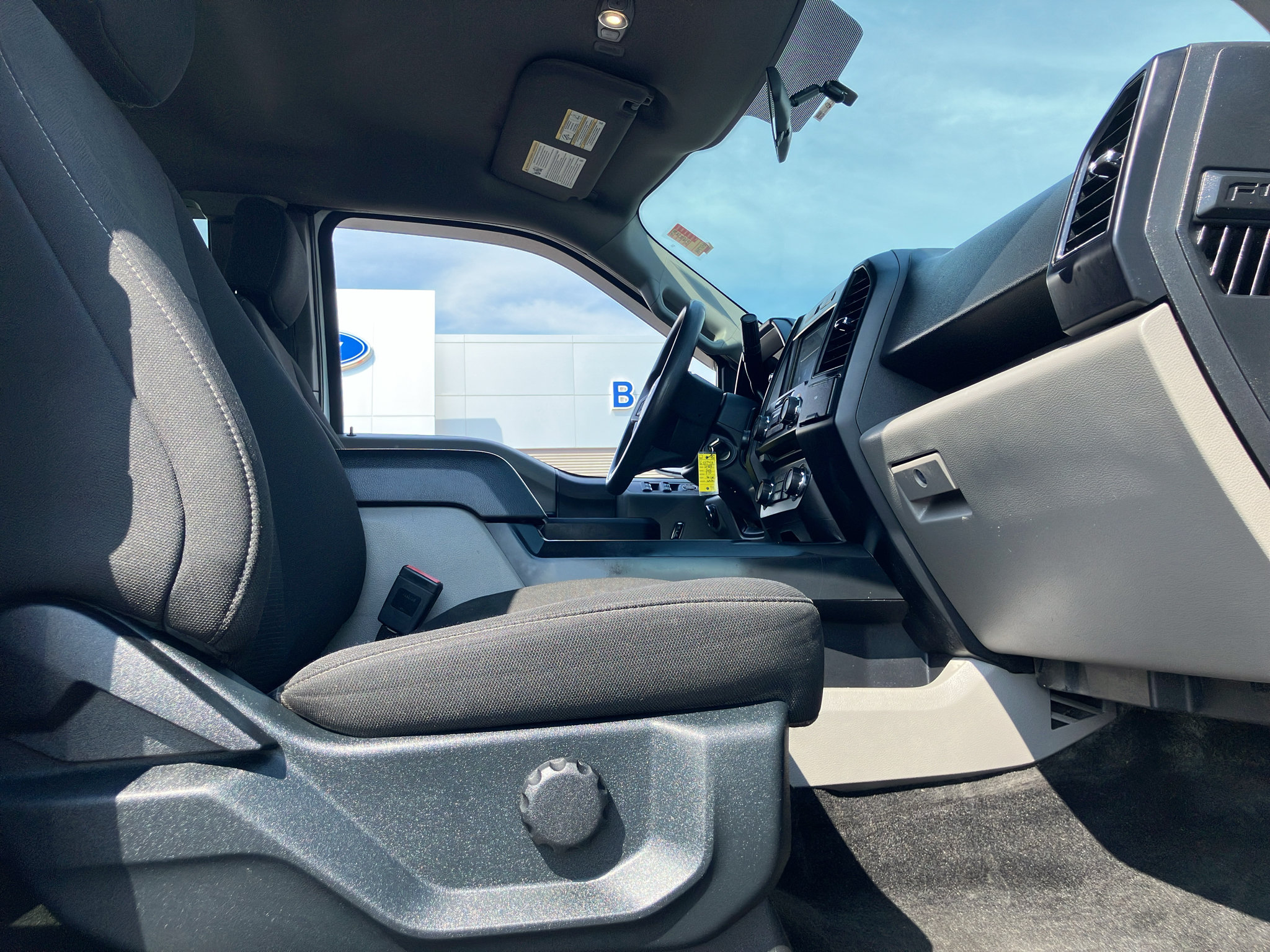 Used 2018 Ford F150 XL w/ Equipment Group 101A Mid AWD/4WD image 34