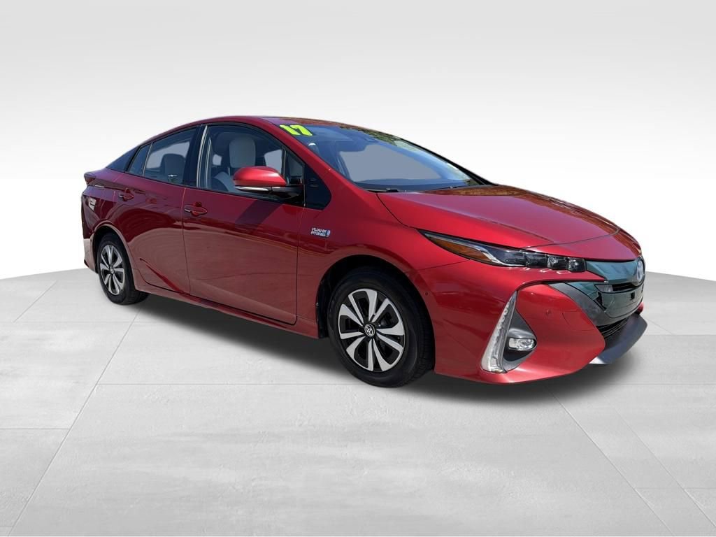 Used 2017 Toyota Prius Prime Plus image 28