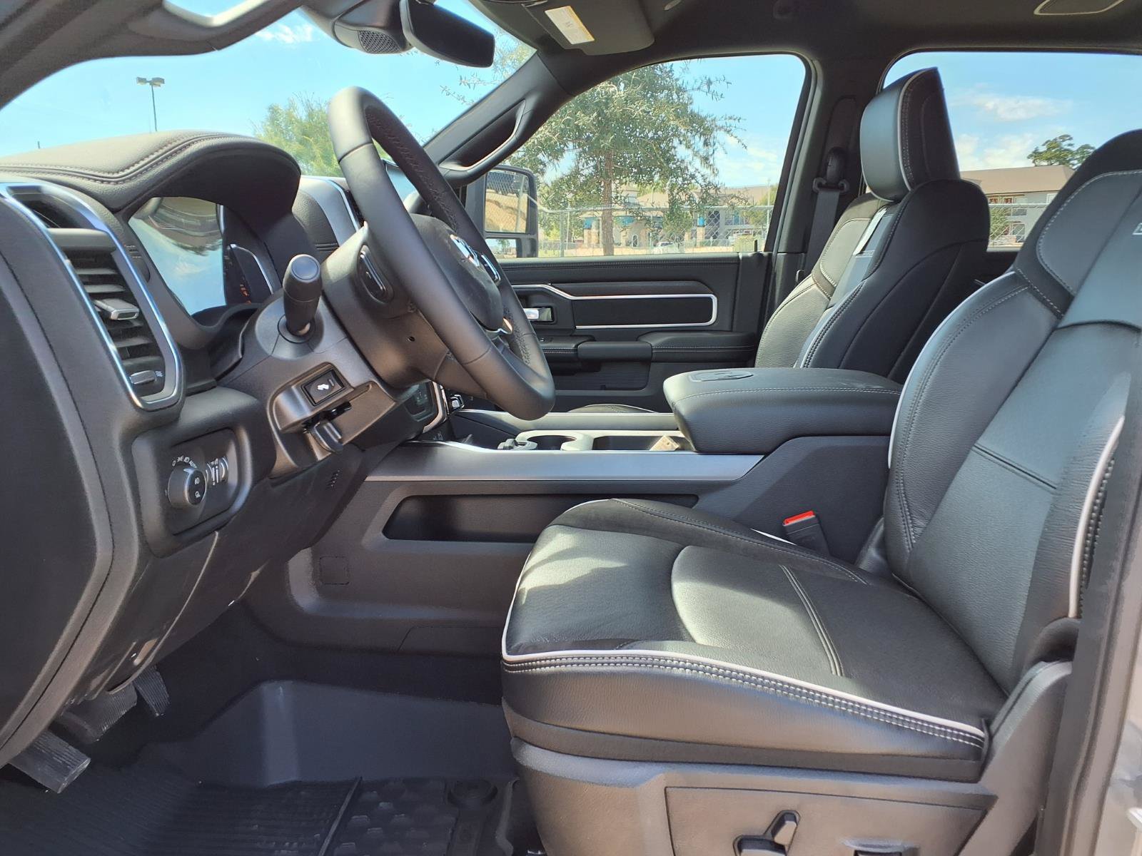 New 2027 RAM 2500 Laramie AWD/4WD image 15